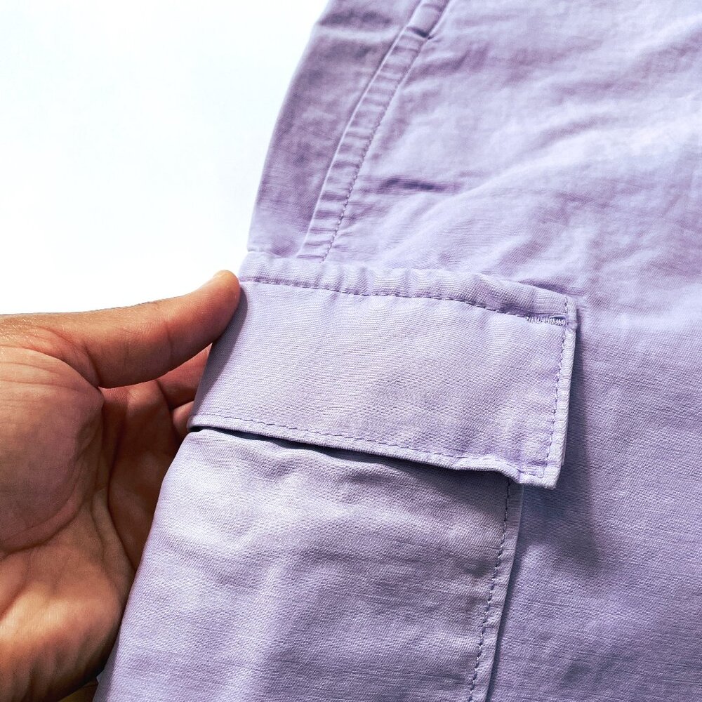 Firm. Levi Strauss CO Women's Purple Rose Cargo Pants. RARE. Ret was$108. - Picture 6 of 10